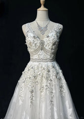 Modest Prom Dresses A line V Neck White Tulle Lace Sleeveless Long Formal Evening Outfits N3618