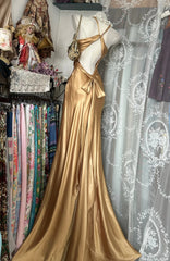 Vintage Mermaid V Neck Gold Backless Satin Sleeveless Formal For Women Girls Teens Prom Dresses N2254