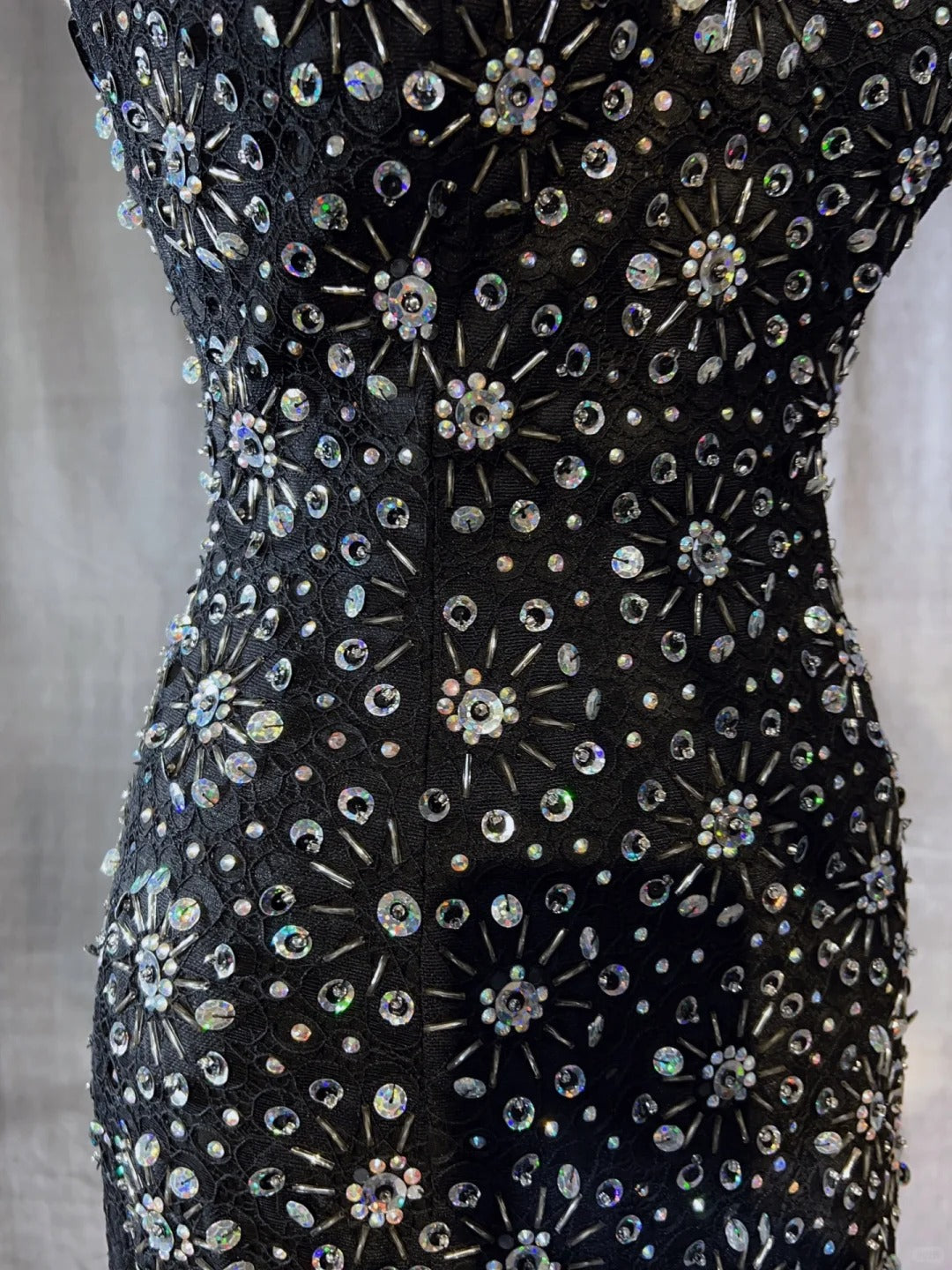 Vintage Prom Dresses 90s Mermaid Sweetheart Satin Black Tie With Silver Beading Ruffled Long Semi Formal Evening Dress N3671