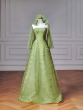 Fairy-tale Ball Gown Strapless Green Tulle With Cape Long Formal Fancy Beaded Prom Evening Dress Dinner Outfits Party Gowns AQ081