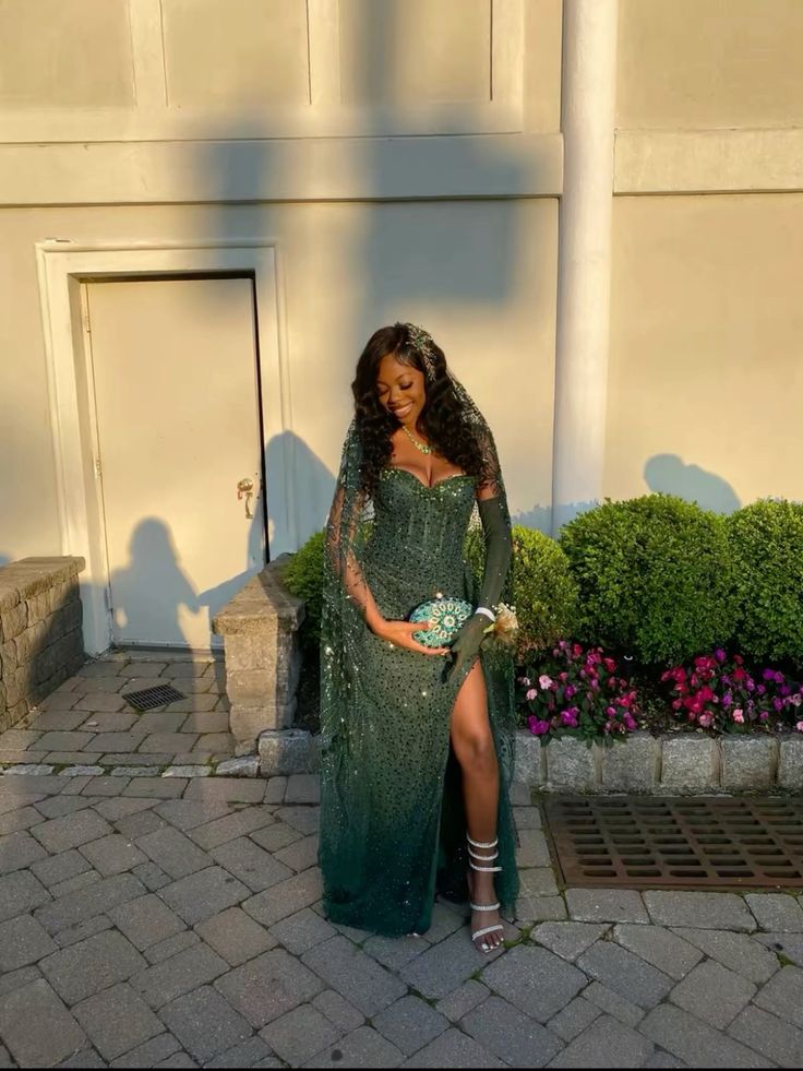 Modest Senior Prom Dresses High Schools Inspiration Mermaid Sweetheart Green Sequin With Slit Semi Formal Grad Long Prom Dress For Teens AB1979
