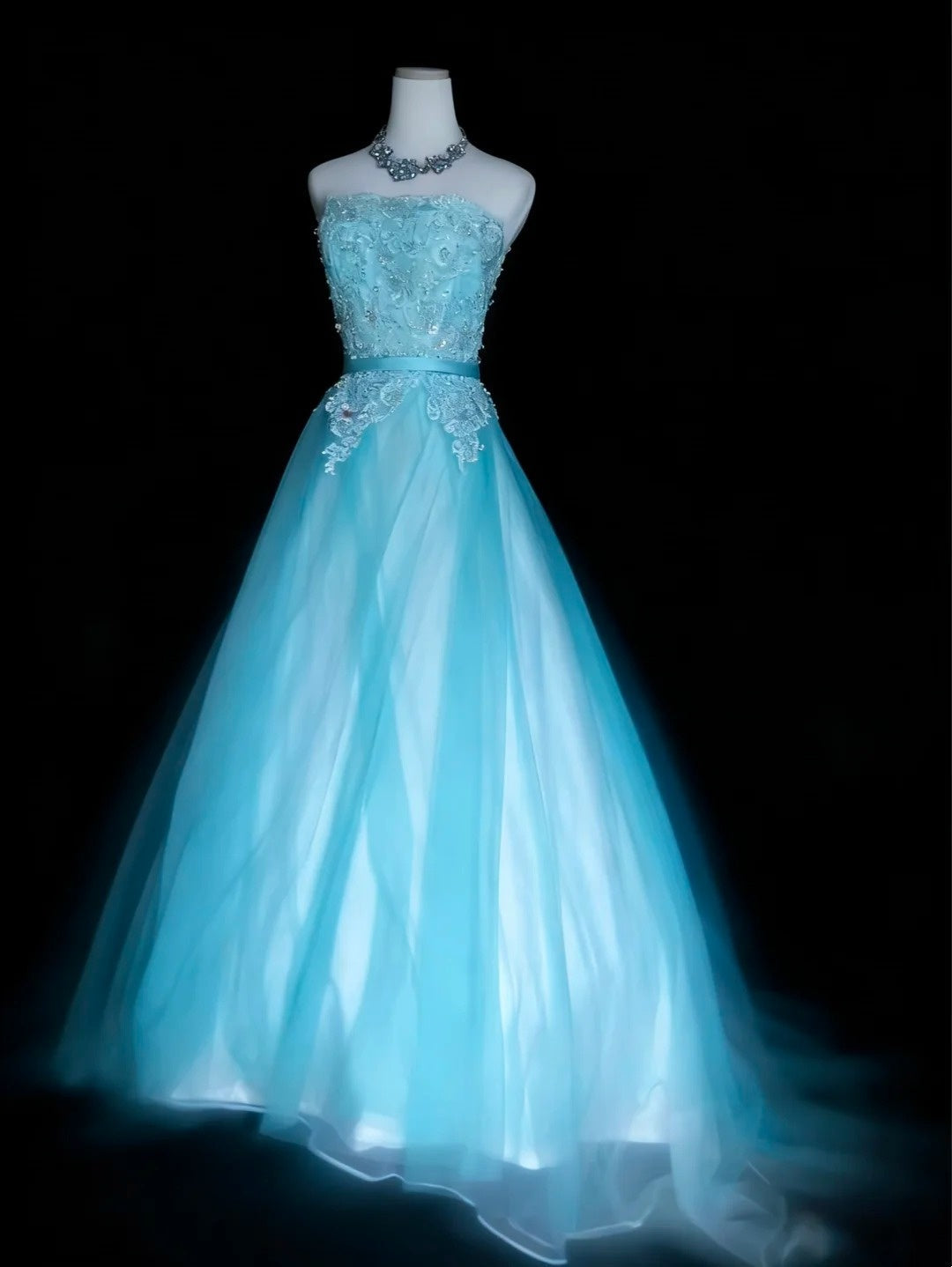 Pretty Prom Dresses Ball Gown Strapless Blue Tulle With Appliques Long Formal Dress N2953