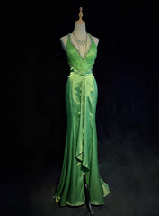 Beautiful Prom Dresses Mermaid Halter Green Satin With Ruffled Beading Long Evening Outfits N3382