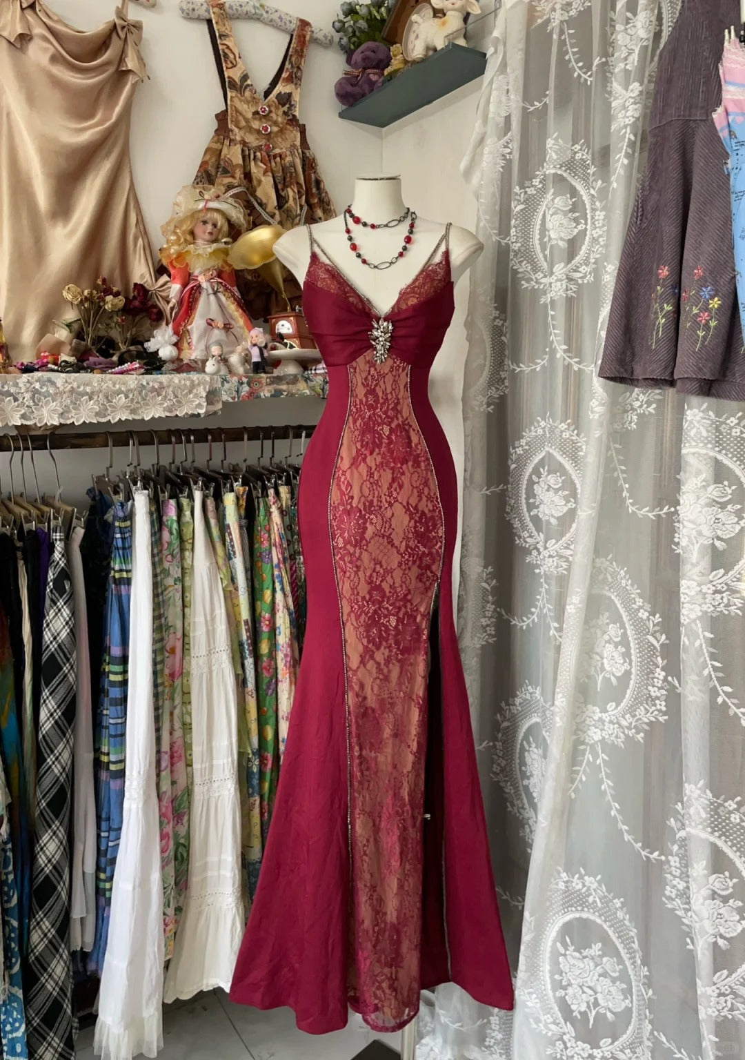 Elegant Fairy Mermaid Spaghetti Strap Burgundy Lace Evening Gowns Formal Birthday Party Prom Dresses N1703