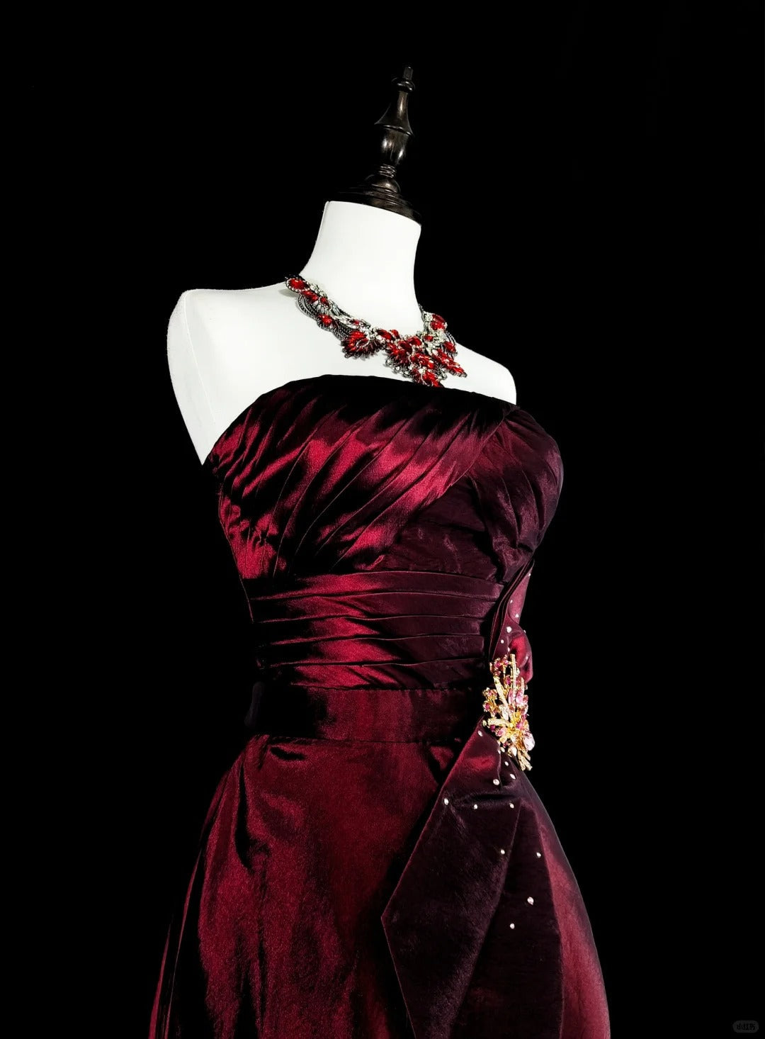 Vintage A line Strapless Burgundy Satin 90s Evening Gowns Formal Birthday Dress Long Prom Dresses N1760