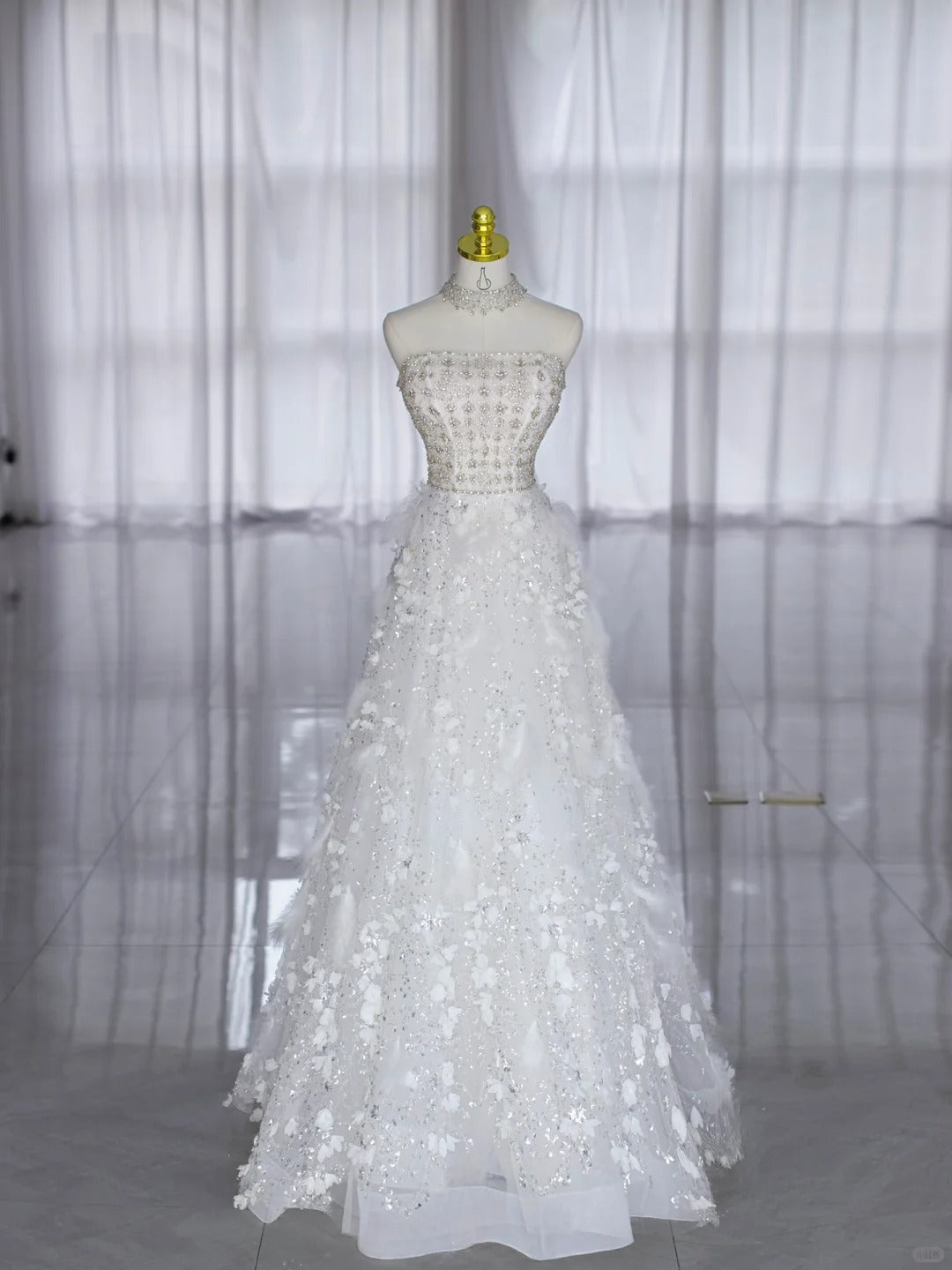 Pretty Prom Dresses Ball Gown Strapless White Sequined With Beading Long Formal Dress N2995