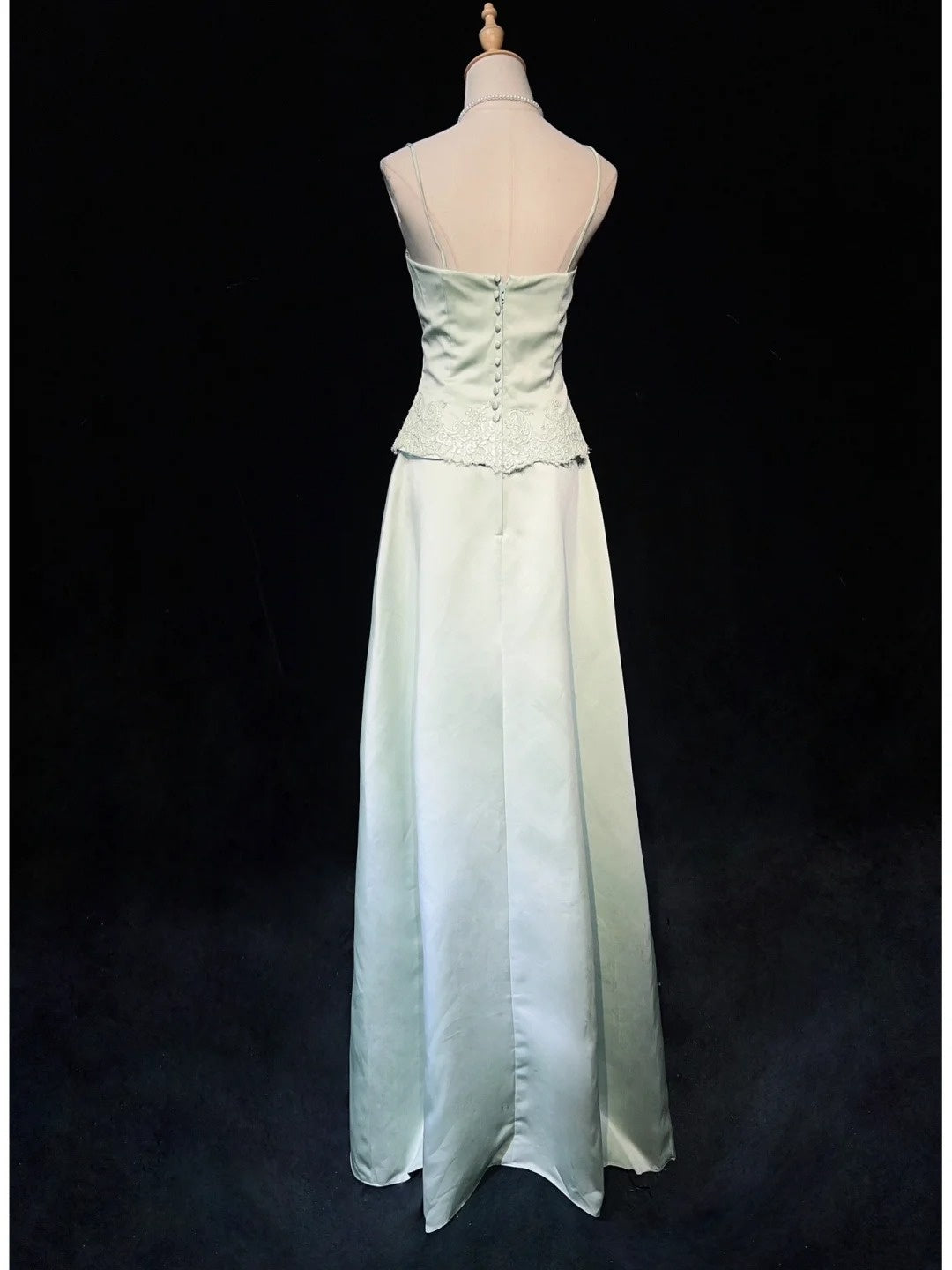 Modest Prom Dresses Inspo A line Halter Light Sage Green Satin With Lace For Women Formal Dress N3225