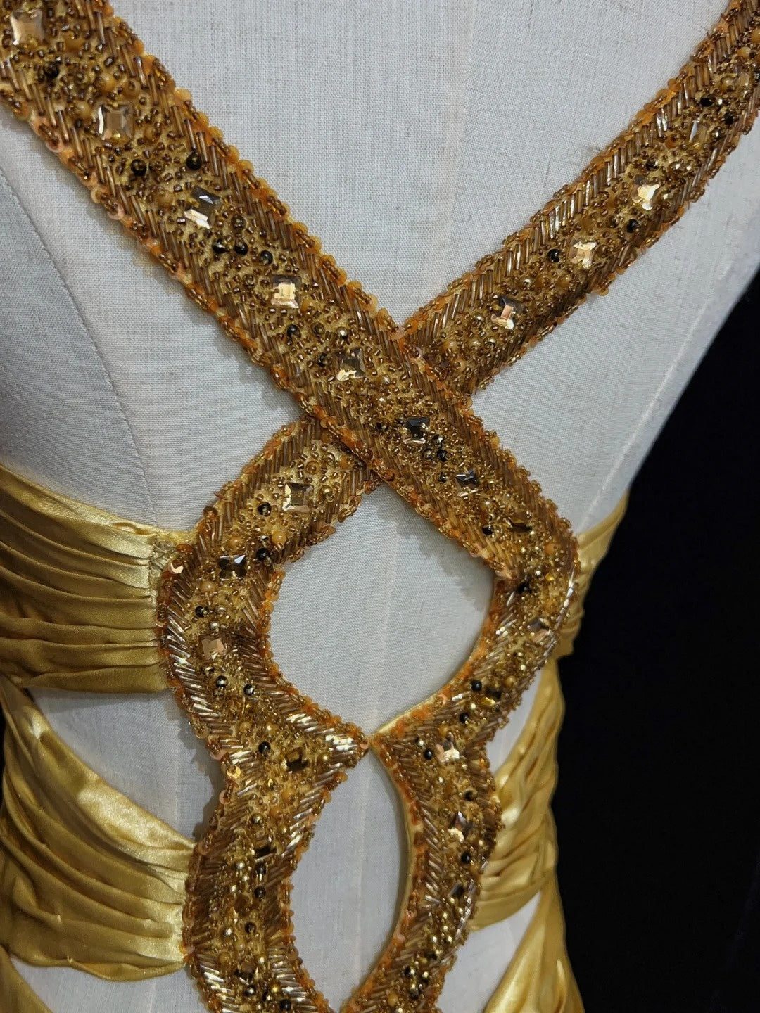 Vintage Prom Dresses Inspo Mermaid Sweetheart With Straps Gold Satin 90s With Beading Formal Gowns N3342