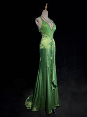 Beautiful Prom Dresses Mermaid Halter Green Satin With Ruffled Beading Long Evening Outfits N3382
