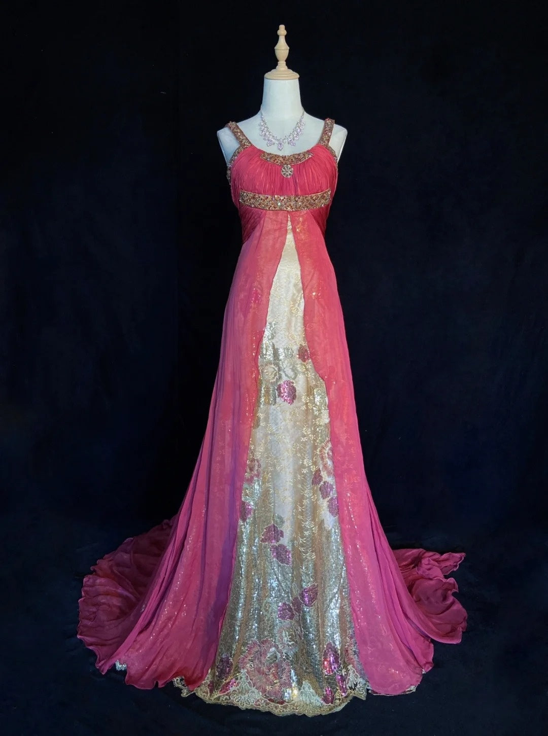 Vintage Prom Dresses A Line Halter Hot Pink Chiffon With Gold Lace Long Formal Evening Outfits N3856