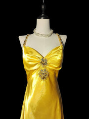 Classic Mermaid Spaghetti Strap Yellow Open Backs Satin Sleeveless Long Prom Dresses High School Senior Graduation Dance Evening Outfits AS052