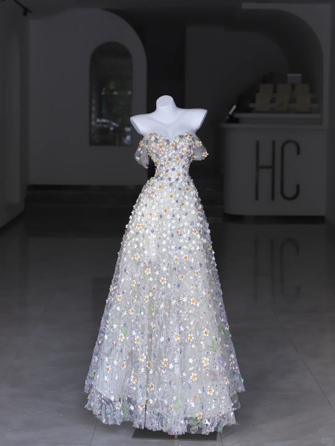 Pretty Prom Dresses Ball Gown Off The Shoulder White Tulle With Flowers Long Formal Dress N2992