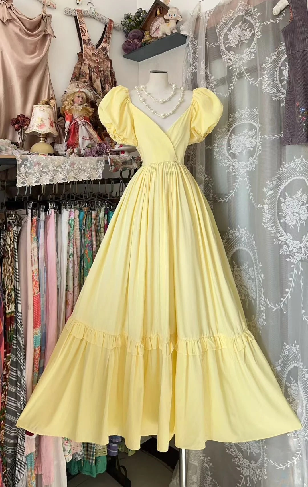 Vintage A line V Neck With Short Sleeves Yellow Formal Gowns Long Prom Dresses N1951